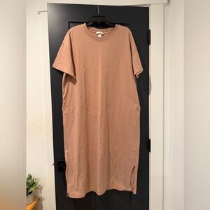 HM tshirt dress with pockets
